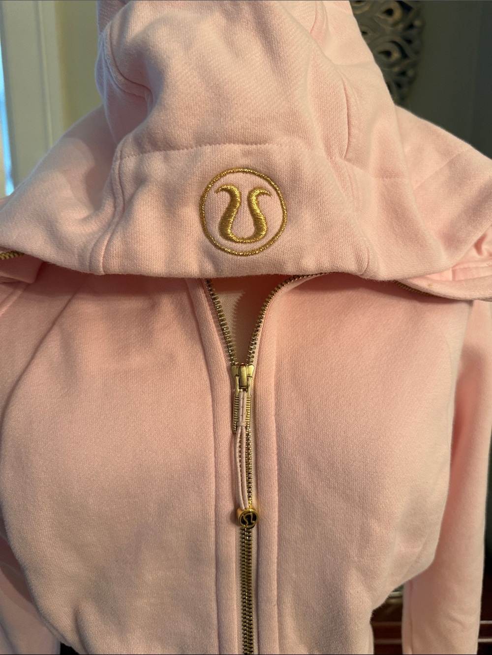 Lululemon Full Zip Cropped Hoodie - Picture 4 of 5
